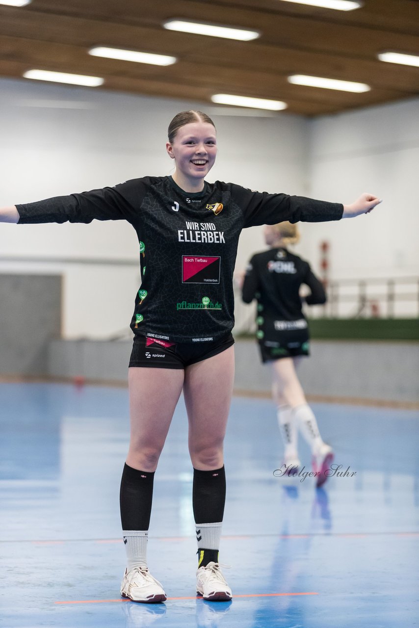 Bild 190 - wBJ TSV Ellerbek - TSV Uetersen : Ergebnis: 15:10